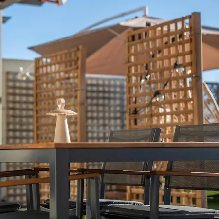 Daire Apartamento Con Espaciosa Terraza Y Vistas Al Mar *