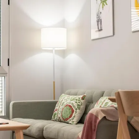 Apartamento Con Espaciosa Terraza Y Vistas Al Mar Daire *